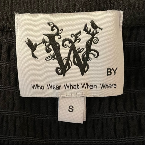 Gingham Blouse with Puff Seeves - Picture 10 of 11